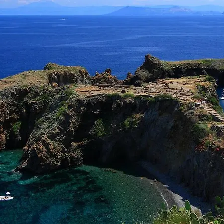 Hotell Tesoriero 3*