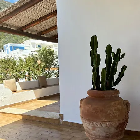Tesoriero Hotel Panarea