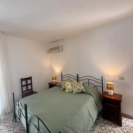 Tesoriero 3*