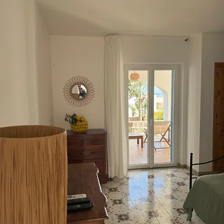 Tesoriero Panarea