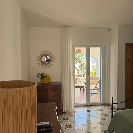Tesoriero 3* Panarea
