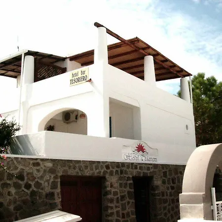 Tesoriero Hotel